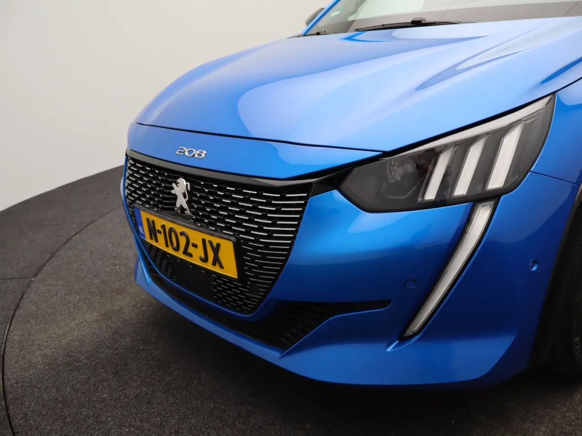 1.2 PureTech GT Pack | Automaat | Carplay | Camera | Clima | Keyless | Stoelverwarming | Alcantara |