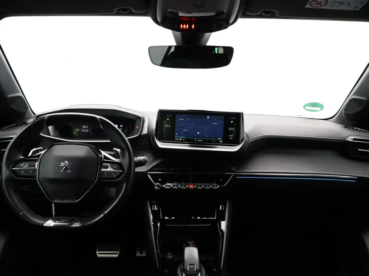 1.2 PureTech GT Pack | Automaat | Carplay | Camera | Clima | Keyless | Stoelverwarming | Alcantara |