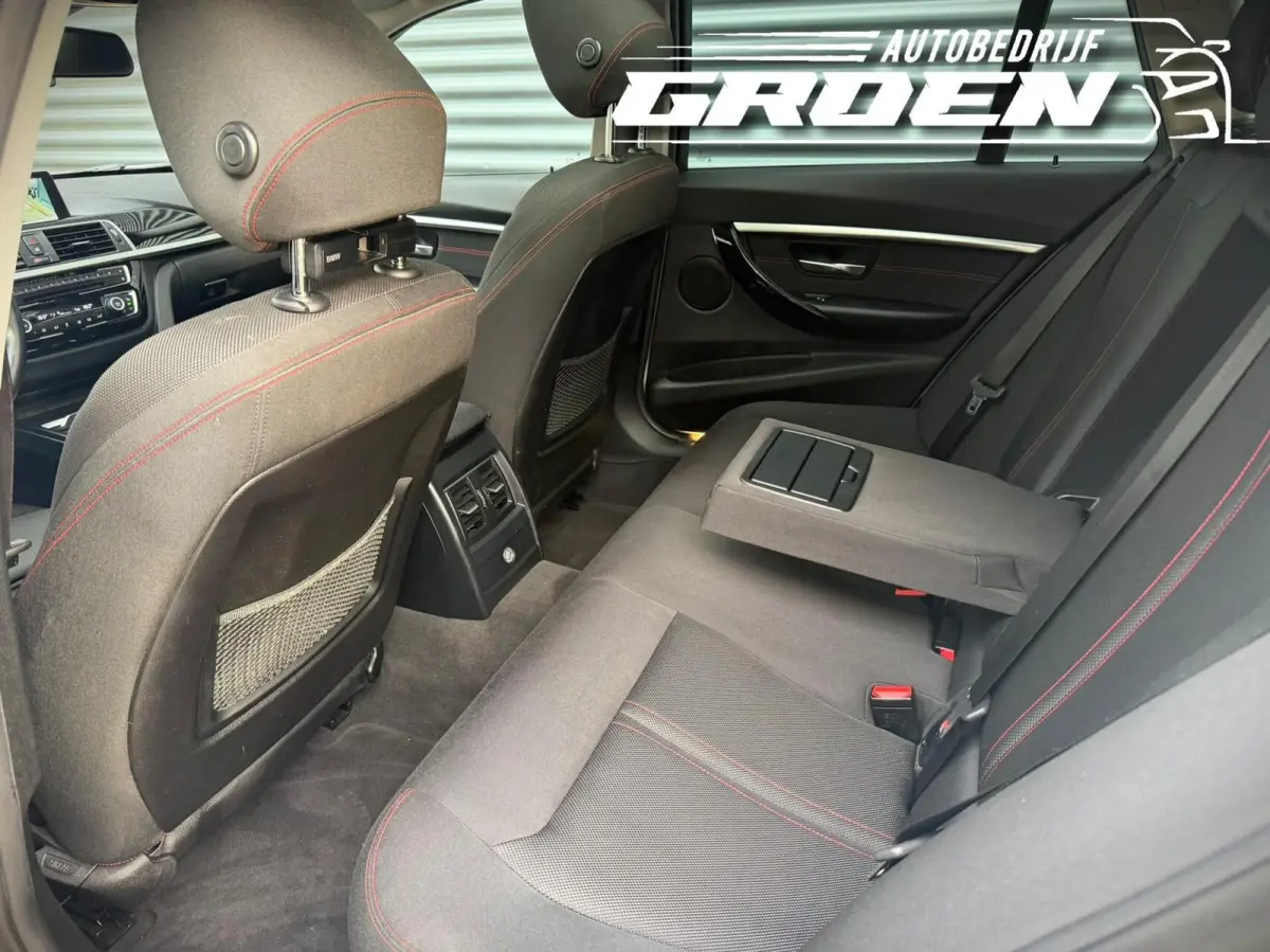 320d High Executive LED|PANO|CAM|TREKHA
