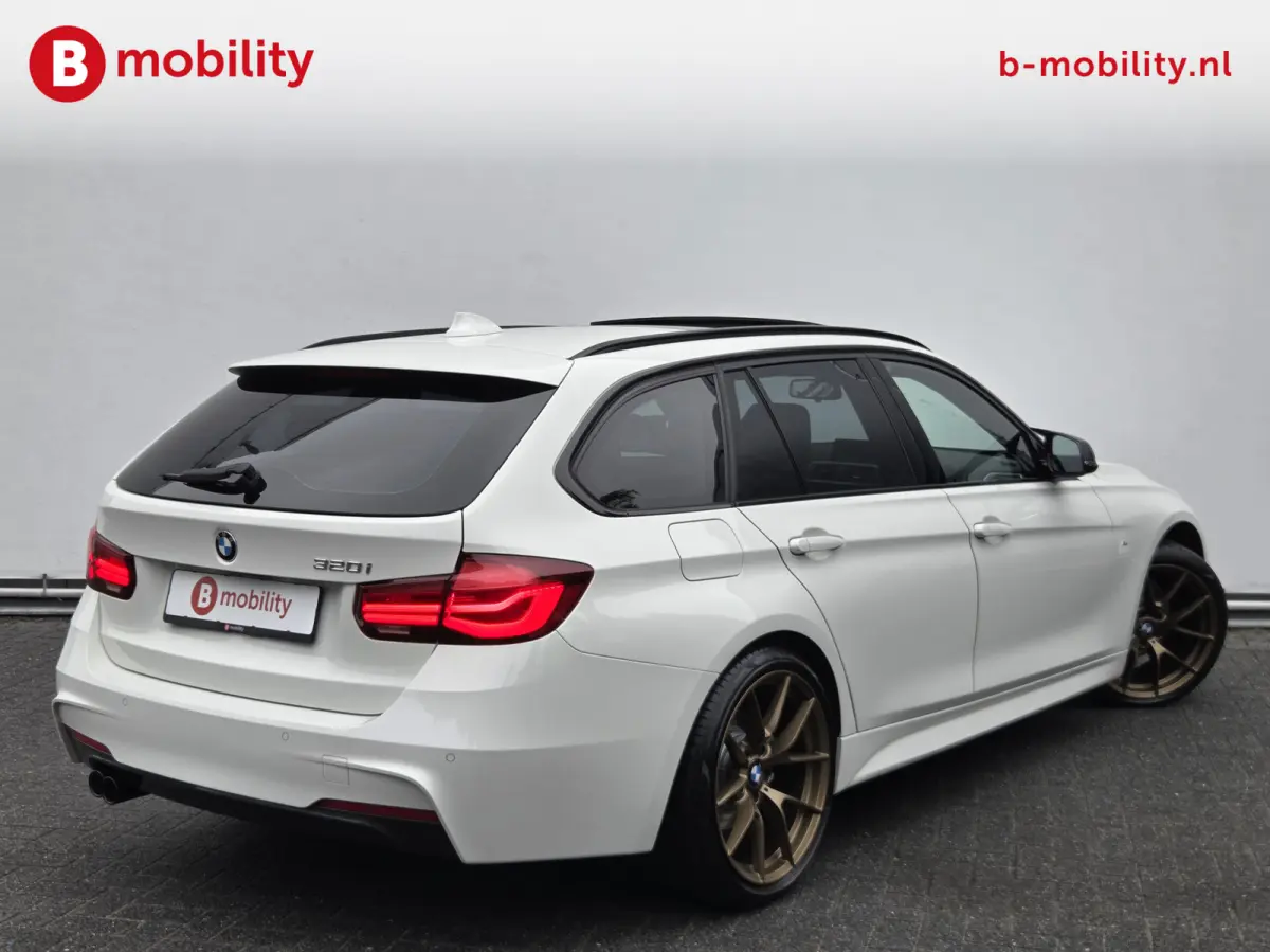 320i High Executive M-Sport Panoramadak | Hifi | DAB | Leer | Apple CarPlay | Sportstoelen