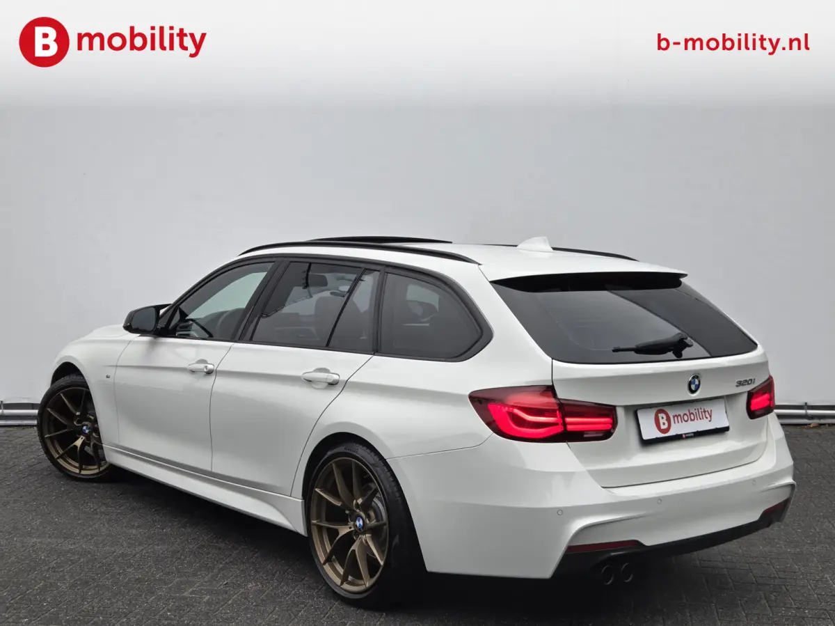 320i High Executive M-Sport Panoramadak | Hifi | DAB | Leer | Apple CarPlay | Sportstoelen