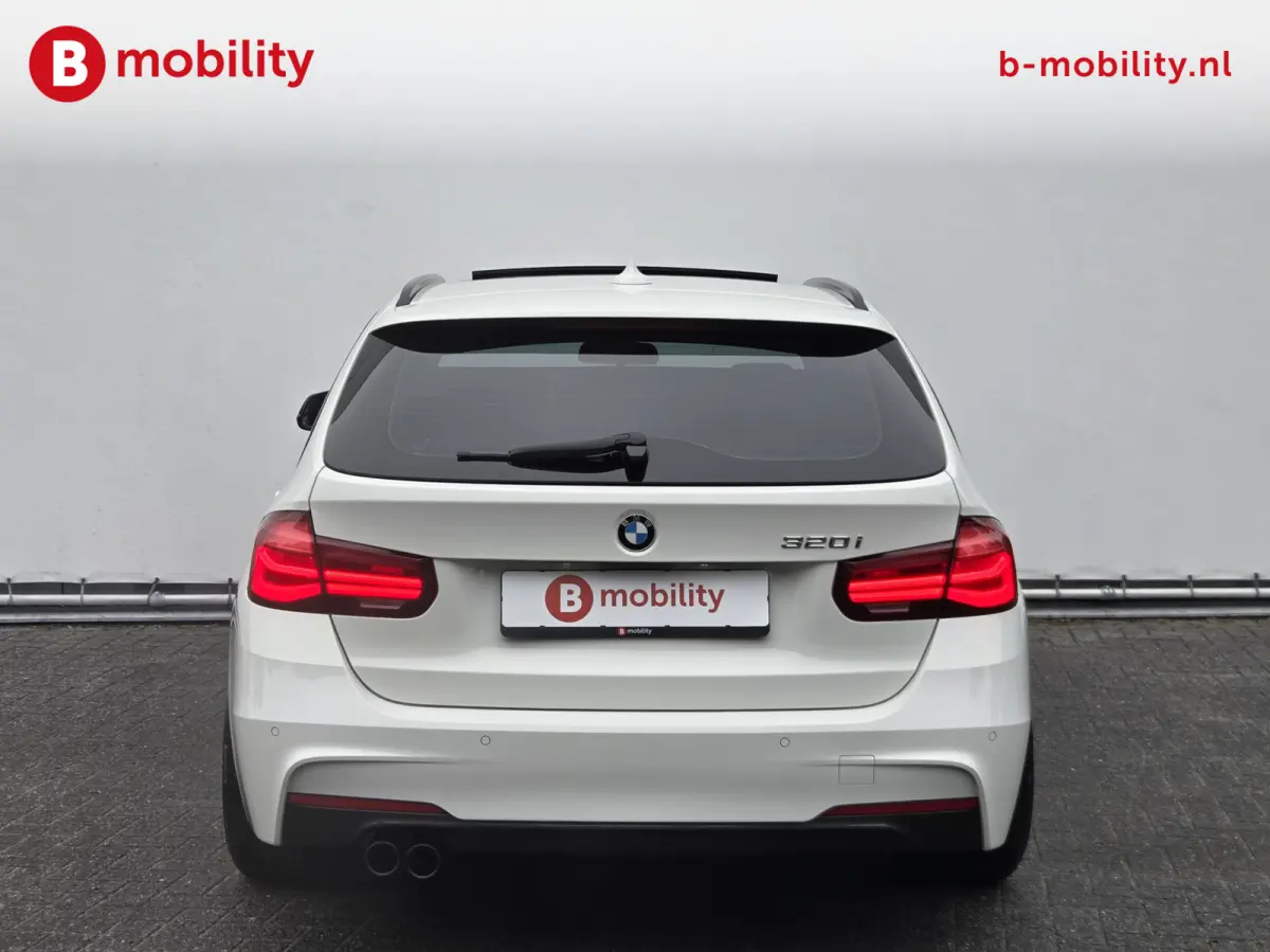 320i High Executive M-Sport Panoramadak | Hifi | DAB | Leer | Apple CarPlay | Sportstoelen