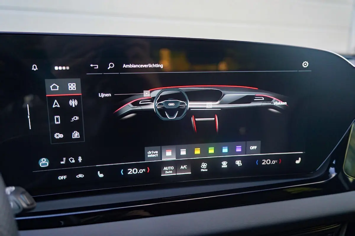 2.0 e-hybrid 367pk Quattro S Edition Competition | B&O 3D | Topview | Keyless | Head-up | Bijrijdersscherm | Trekhaak | Vierwielbesturing