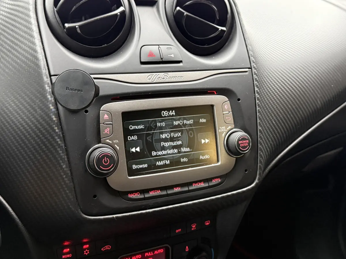 0.9 TwinAir ECO | Origineel NL | Navigatie | Bluetooth | DAB | Parkeersensoren