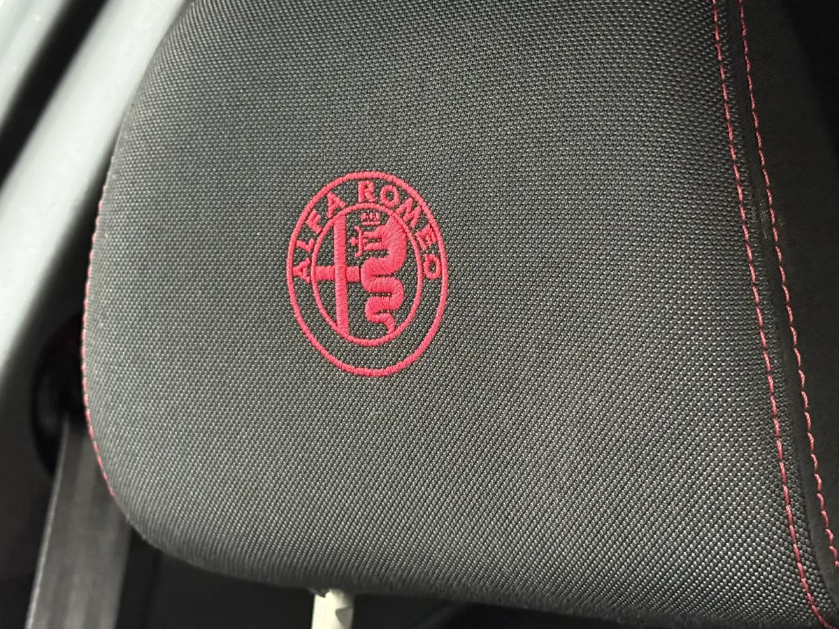 0.9 TwinAir ECO | Origineel NL | Navigatie | Bluetooth | DAB | Parkeersensoren