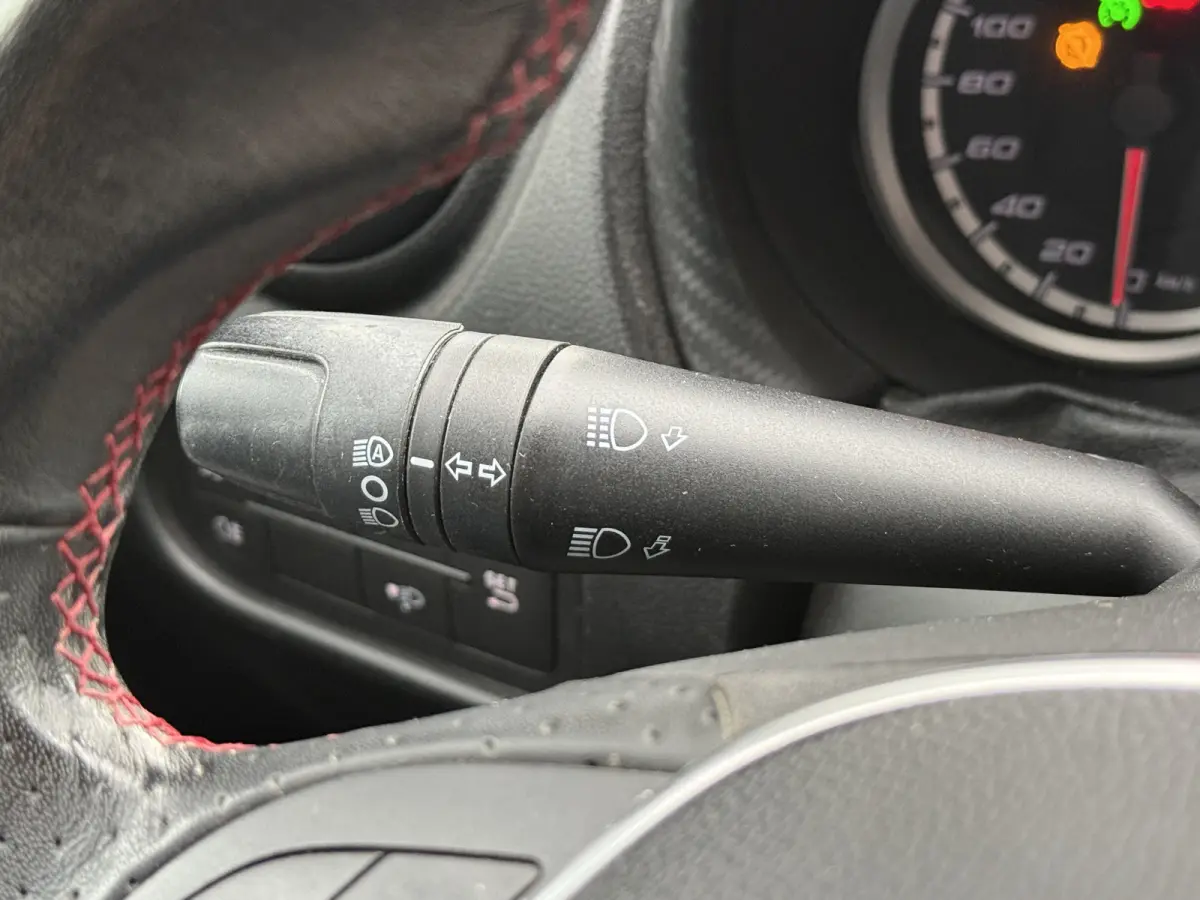 0.9 TwinAir ECO | Origineel NL | Navigatie | Bluetooth | DAB | Parkeersensoren