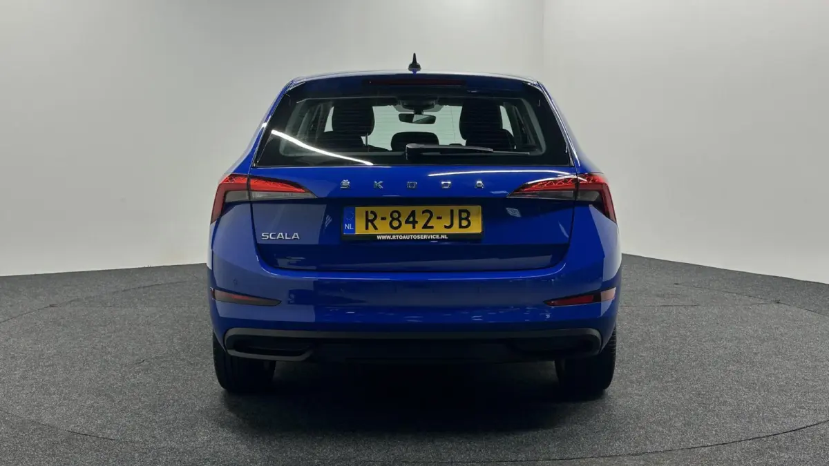 1.0 TSI Ambition CARPLAY CRUISE LM AIRCO