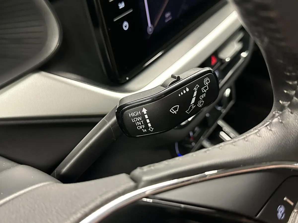 1.0 TSI Ambition CARPLAY CRUISE LM AIRCO