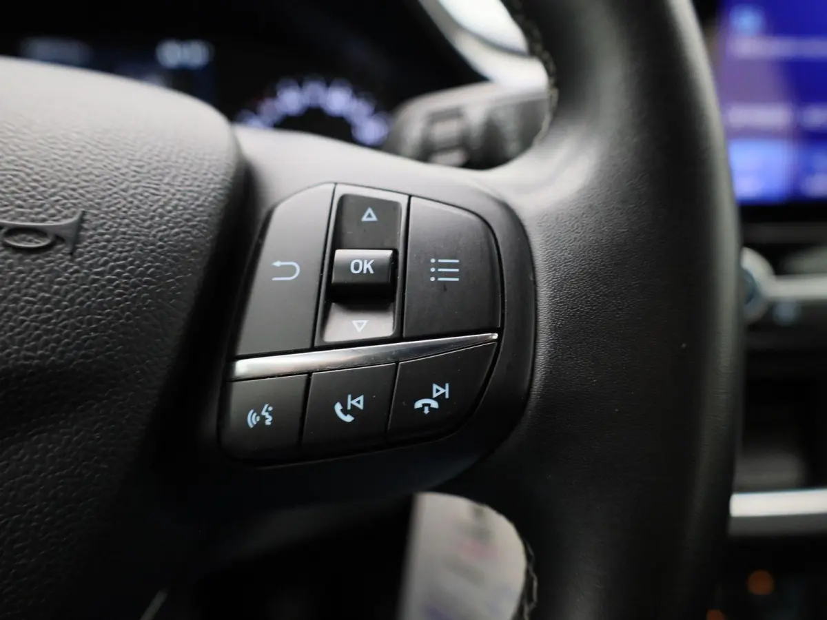 1.0 EcoBoost Titanium | Apple Carplay/Android Auto | Airco | Cruise Control |