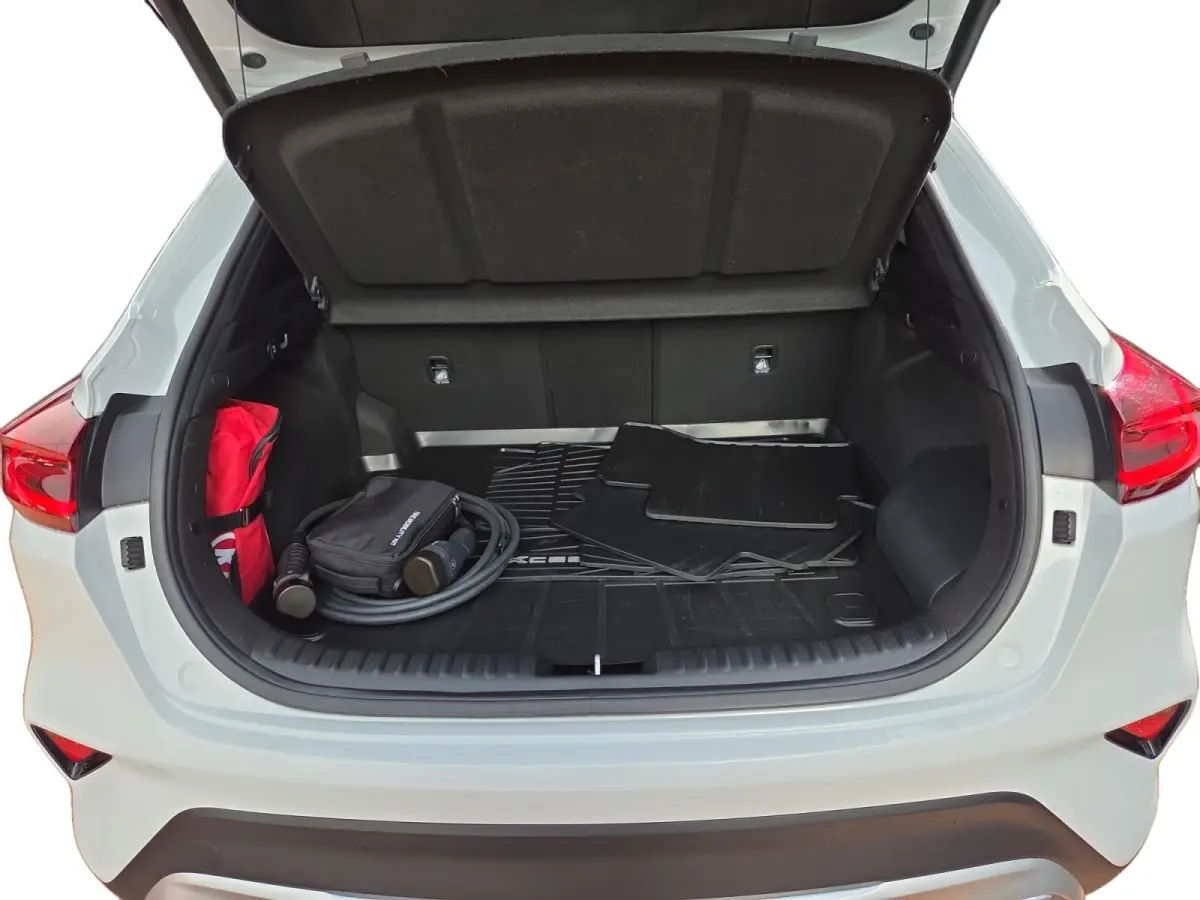 1.6i PHEV ExecutiveLine 1e Eigenaar | Dealer Onderhouden | Meest luxe uitvoering | Fabrieksgarantie | Stoelverwarming en Ventilatie | Carplay & Android | Camera | Dodehoek Detectie | Leder |