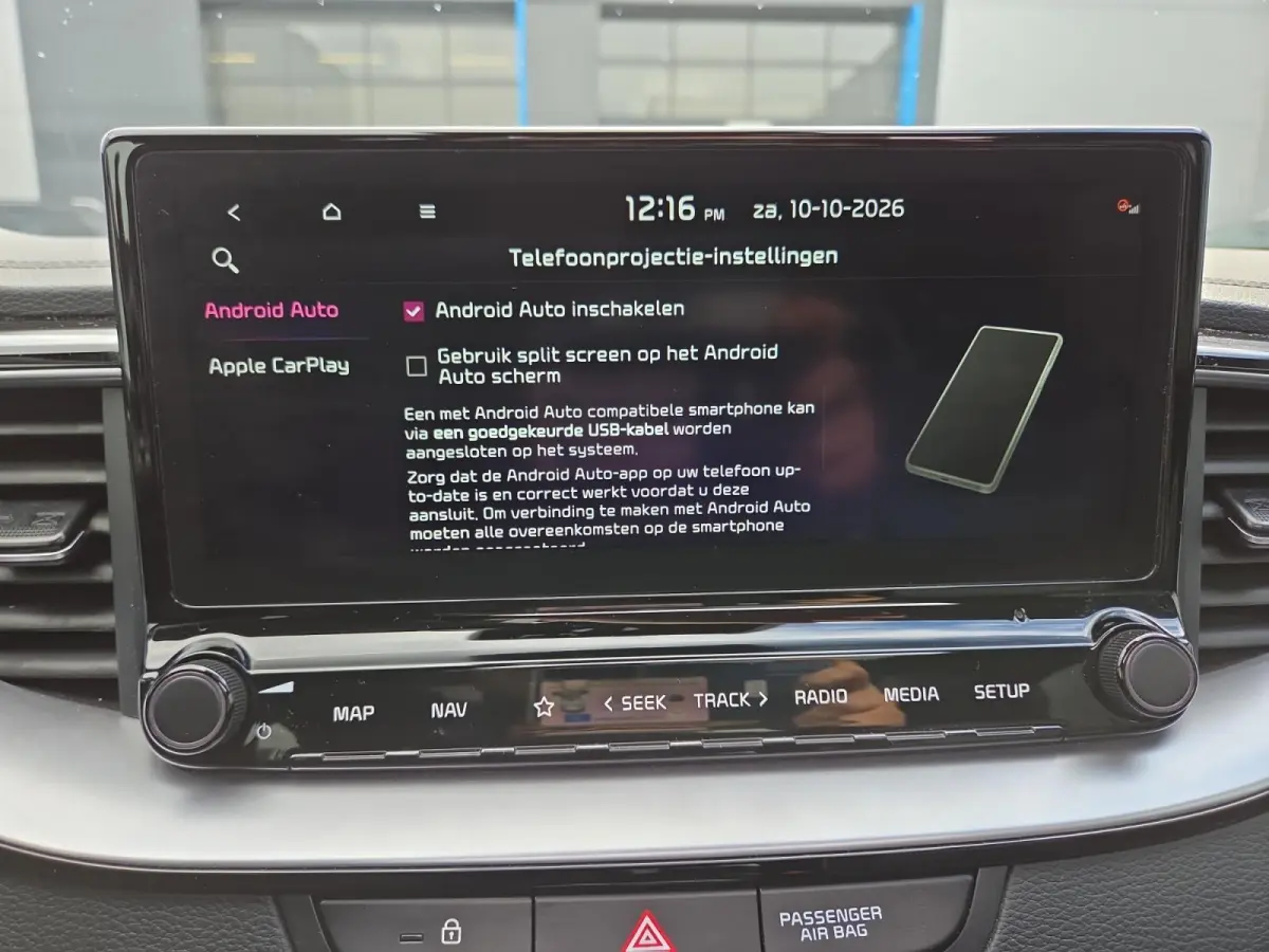 1.6i PHEV ExecutiveLine 1e Eigenaar | Dealer Onderhouden | Meest luxe uitvoering | Fabrieksgarantie | Stoelverwarming en Ventilatie | Carplay & Android | Camera | Dodehoek Detectie | Leder |