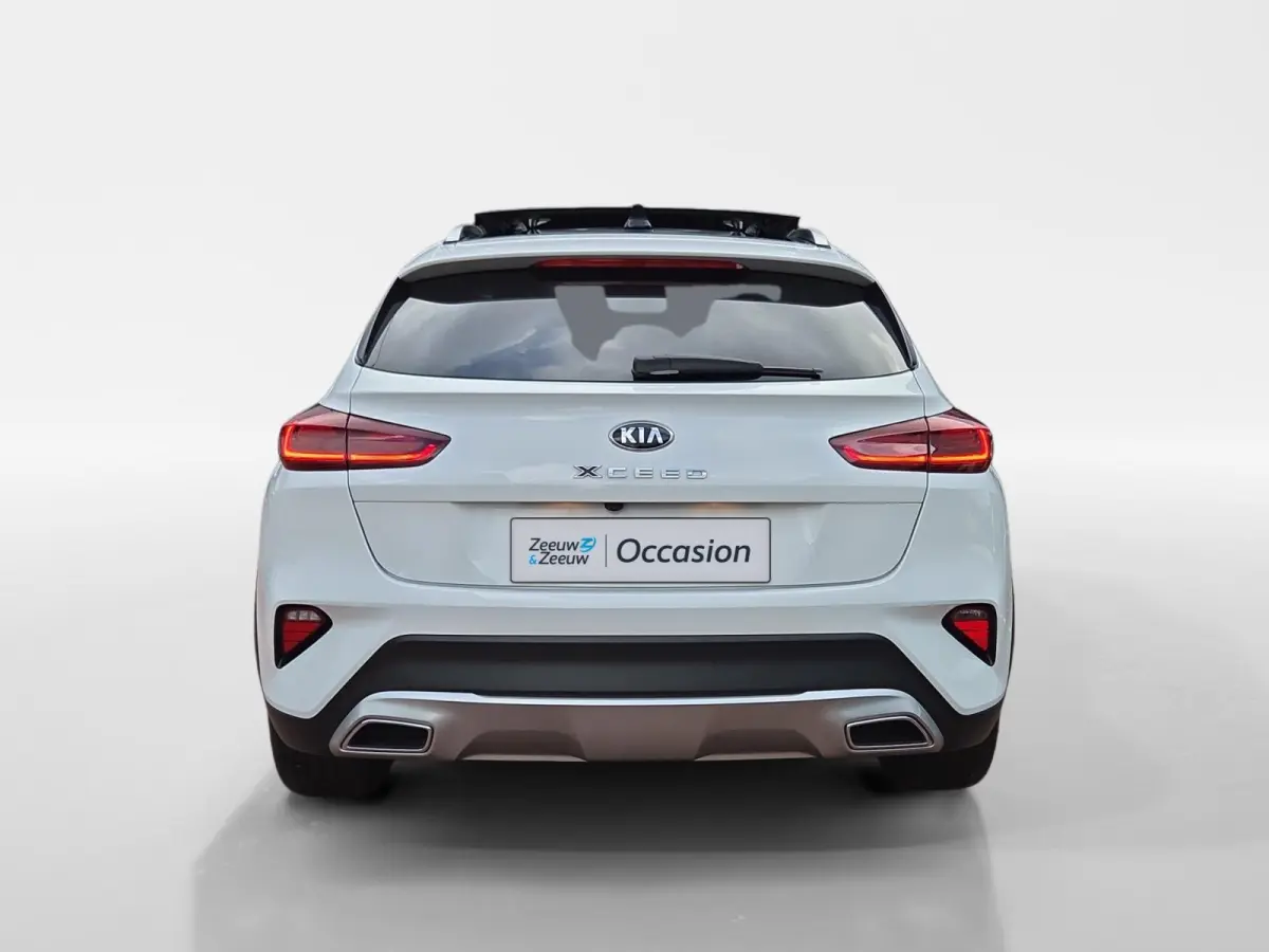 1.6i PHEV ExecutiveLine 1e Eigenaar | Dealer Onderhouden | Meest luxe uitvoering | Fabrieksgarantie | Stoelverwarming en Ventilatie | Carplay & Android | Camera | Dodehoek Detectie | Leder |