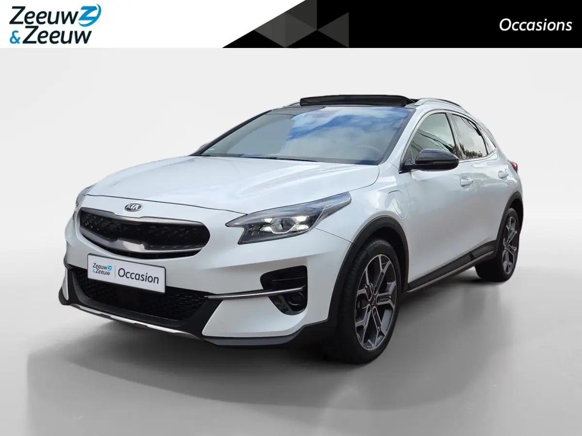 1.6i PHEV ExecutiveLine 1e Eigenaar | Dealer Onderhouden | Meest luxe uitvoering | Fabrieksgarantie | Stoelverwarming en Ventilatie | Carplay & Android | Camera | Dodehoek Detectie | Leder |