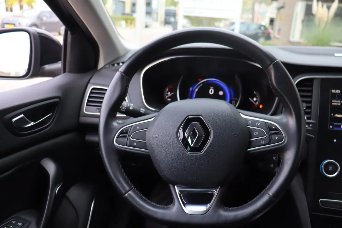 1.2 TCe Bose, Climate, Cruise, Camera A, Dealeronderhouden, PDC V+A, Keyless, Prijs Is Rijklaar Inclusief 6 Maanden Garantie