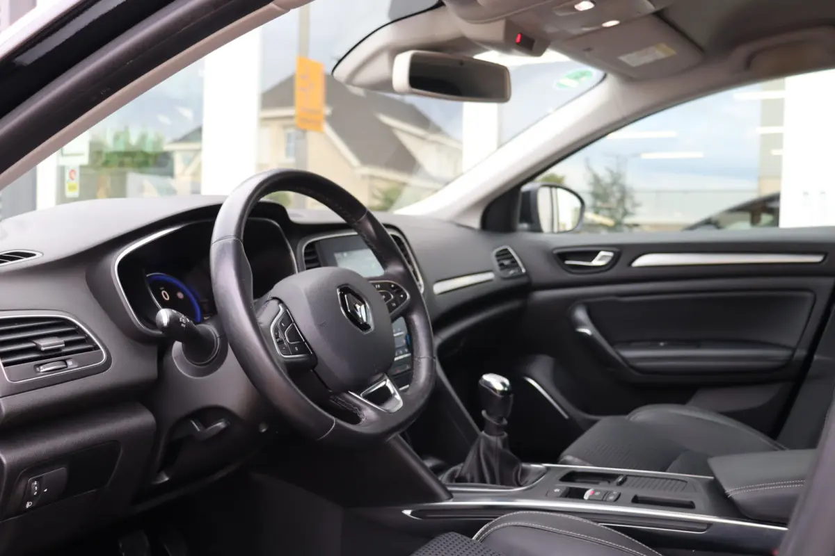 1.2 TCe Bose, Climate, Cruise, Camera A, Dealeronderhouden, PDC V+A, Keyless, Prijs Is Rijklaar Inclusief 6 Maanden Garantie