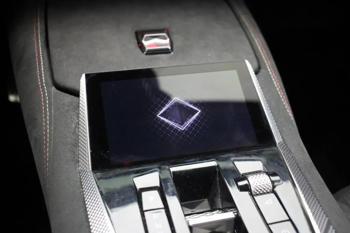 E-Tense Performance Line+ PHEV - Carplay, Camera, Cruise, Afn. Trekhaak