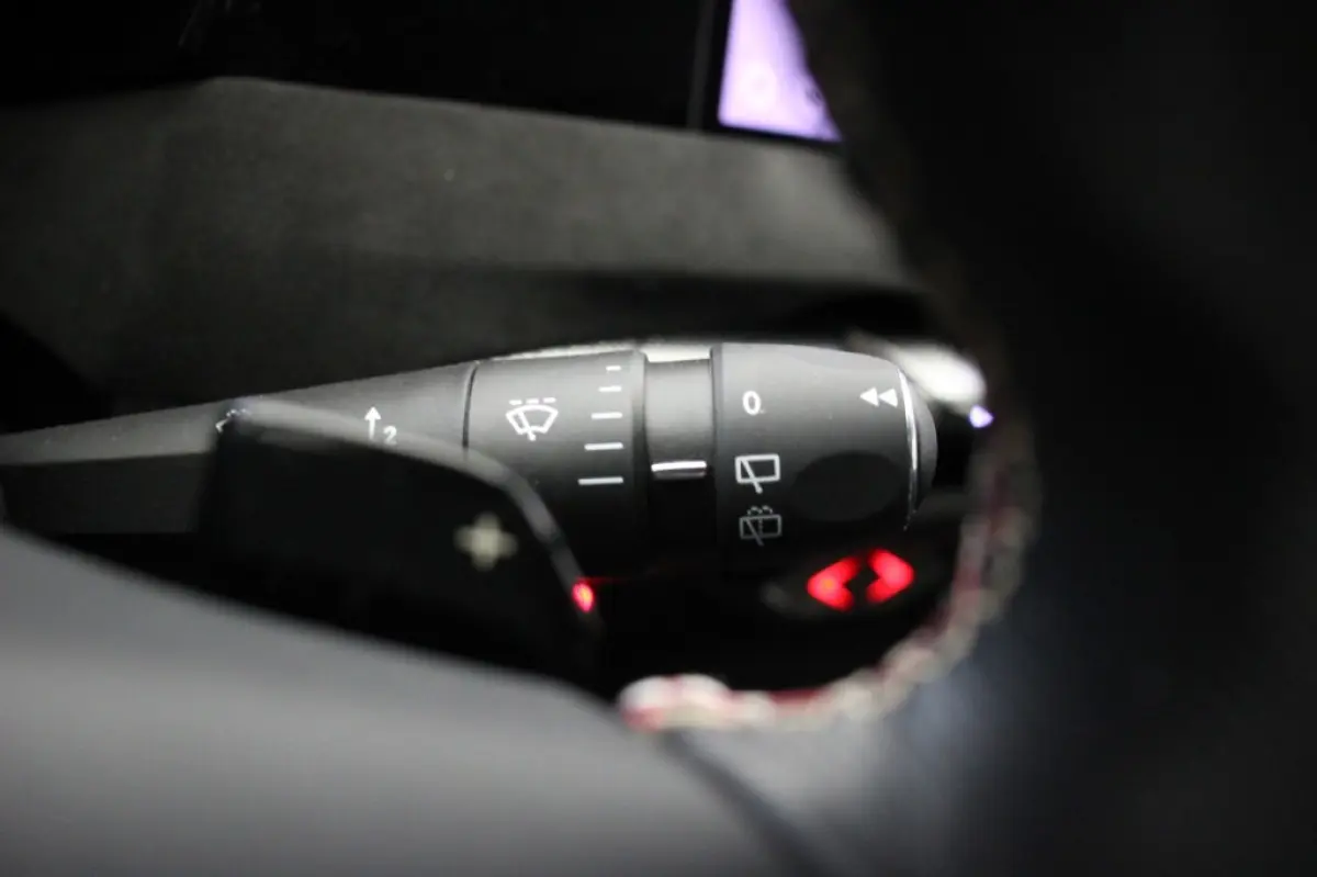 E-Tense Performance Line+ PHEV - Carplay, Camera, Cruise, Afn. Trekhaak