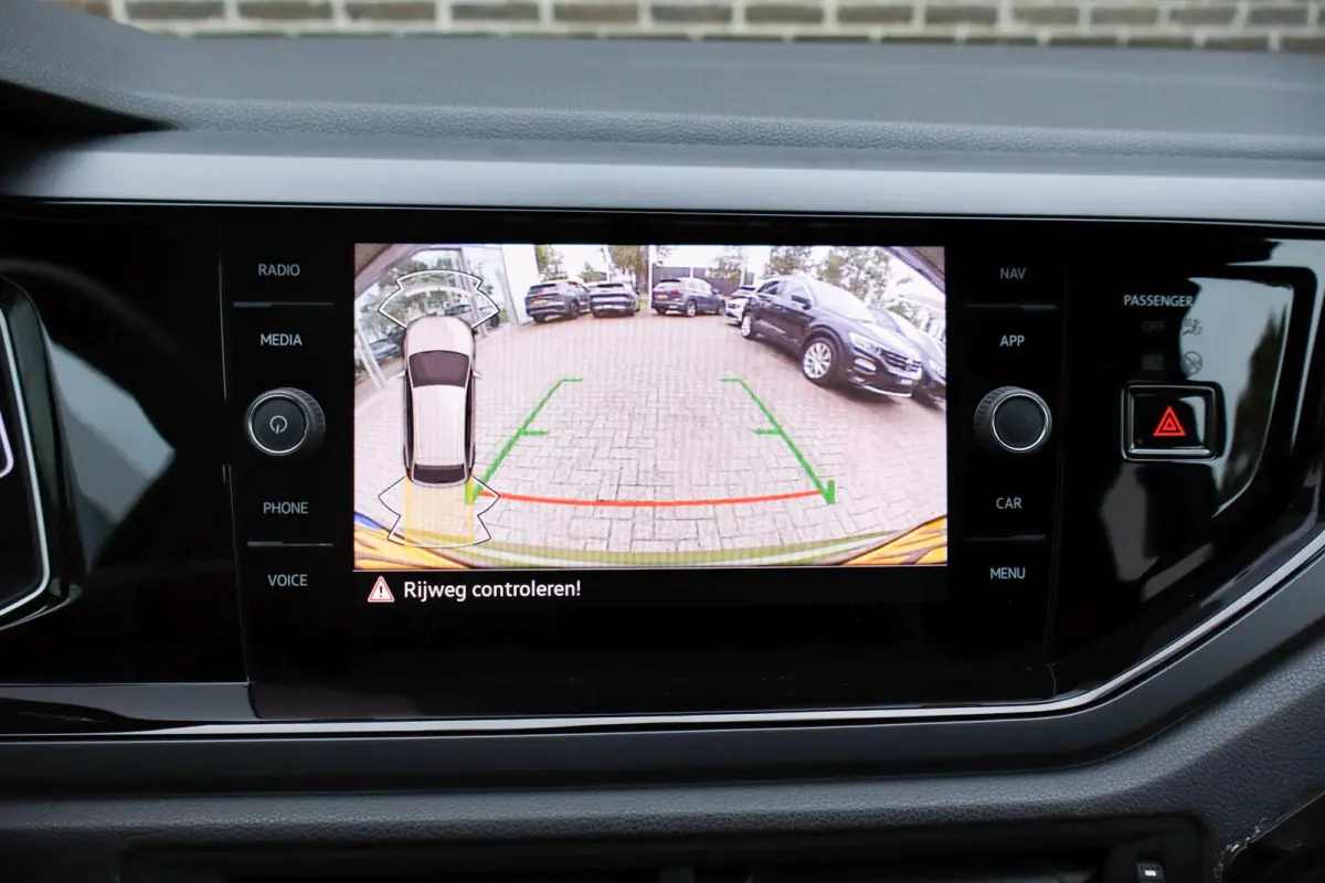 1.0 TSI 110pk R-Line Business | Navigatie | Achteruitrijcamera | Volautomatische Airconditioning