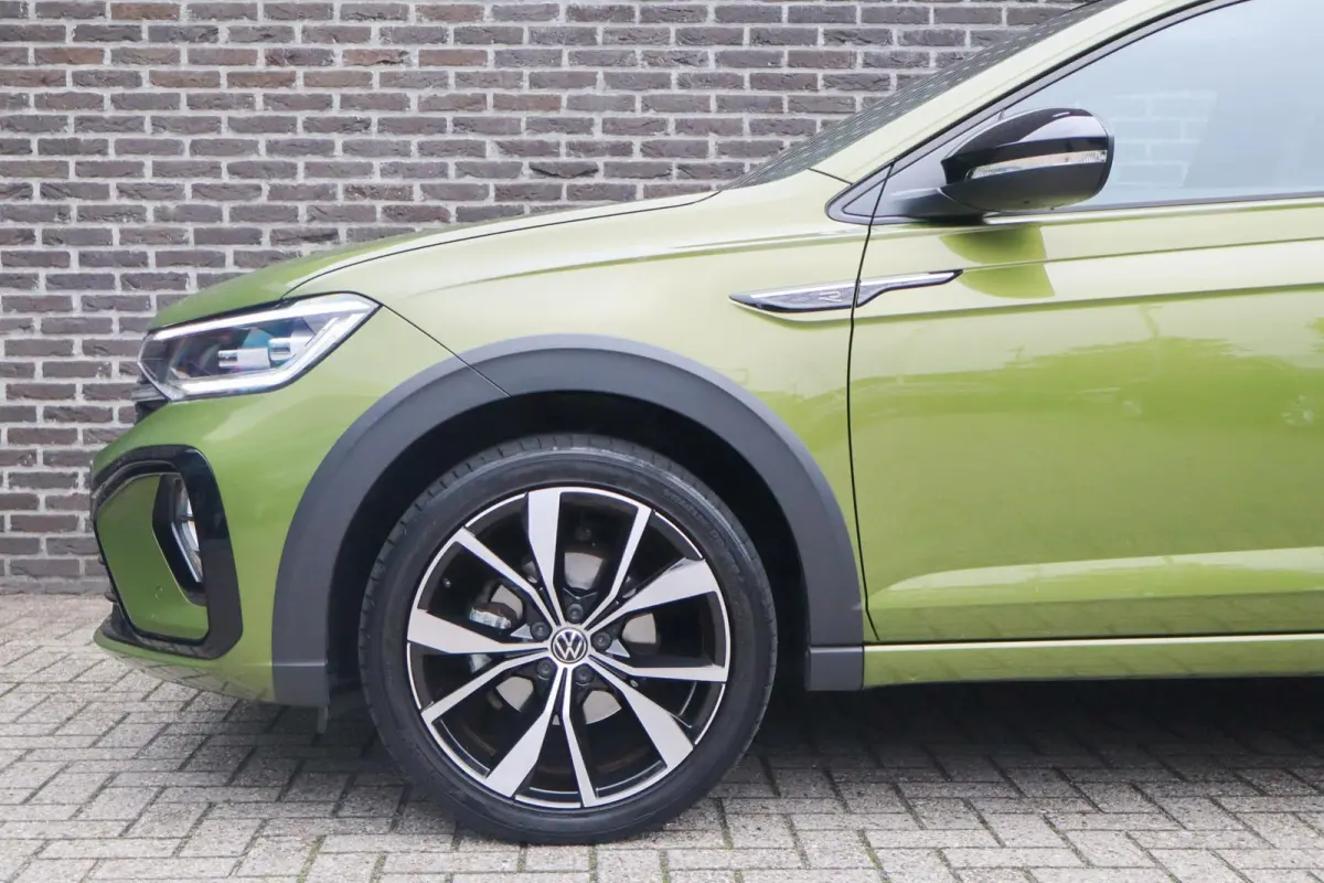 1.0 TSI 110pk R-Line Business | Navigatie | Achteruitrijcamera | Volautomatische Airconditioning