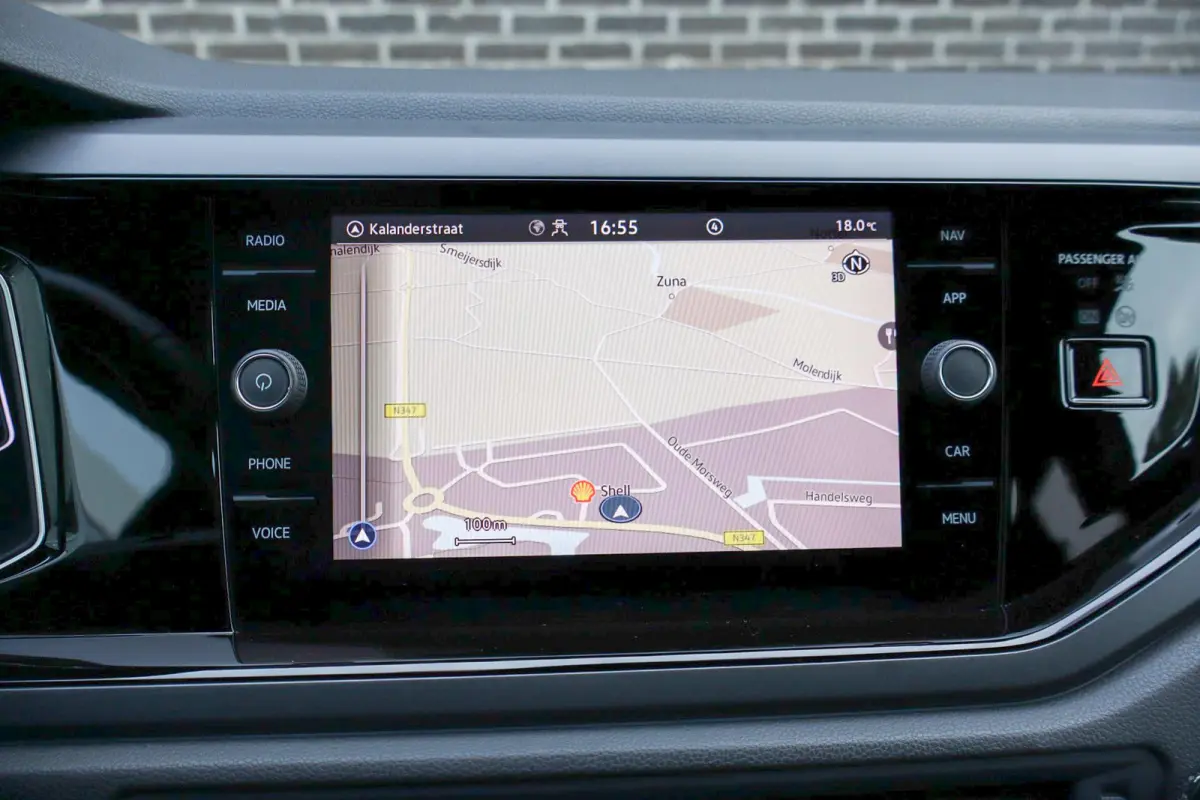 1.0 TSI 110pk R-Line Business | Navigatie | Achteruitrijcamera | Volautomatische Airconditioning