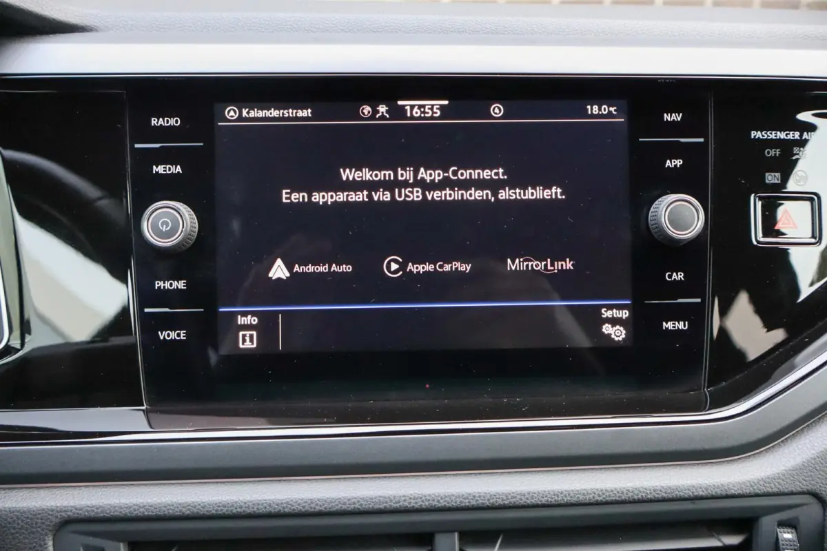 1.0 TSI 110pk R-Line Business | Navigatie | Achteruitrijcamera | Volautomatische Airconditioning