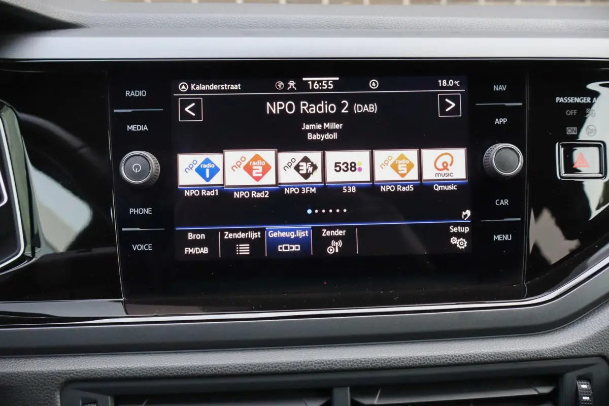 1.0 TSI 110pk R-Line Business | Navigatie | Achteruitrijcamera | Volautomatische Airconditioning