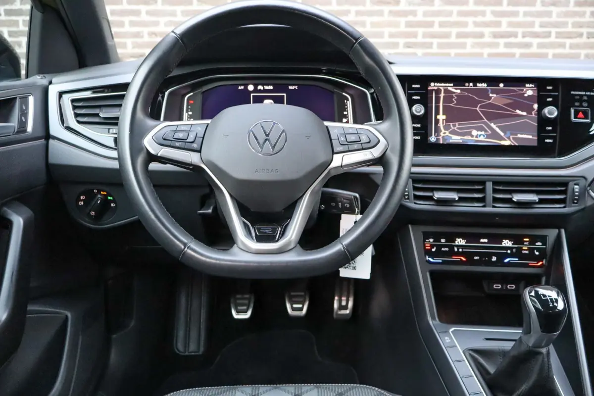 1.0 TSI 110pk R-Line Business | Navigatie | Achteruitrijcamera | Volautomatische Airconditioning