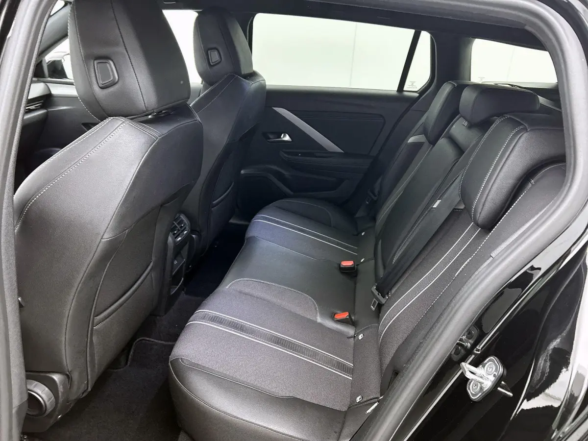 1.2 Turbo Hybrid GS