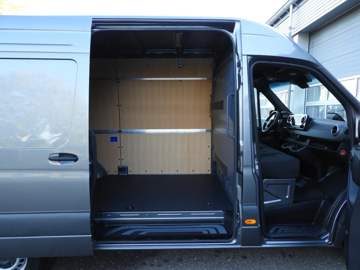 317 1.9 CDI L2H2 RWD AUT | LED | CAMERA | MBUX | CRUISE