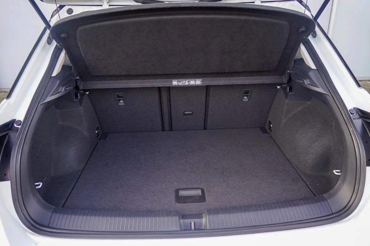1.5 TSI 150pk DSG Style Business | Stoelverwarming | Navigatie | Blackstyle
