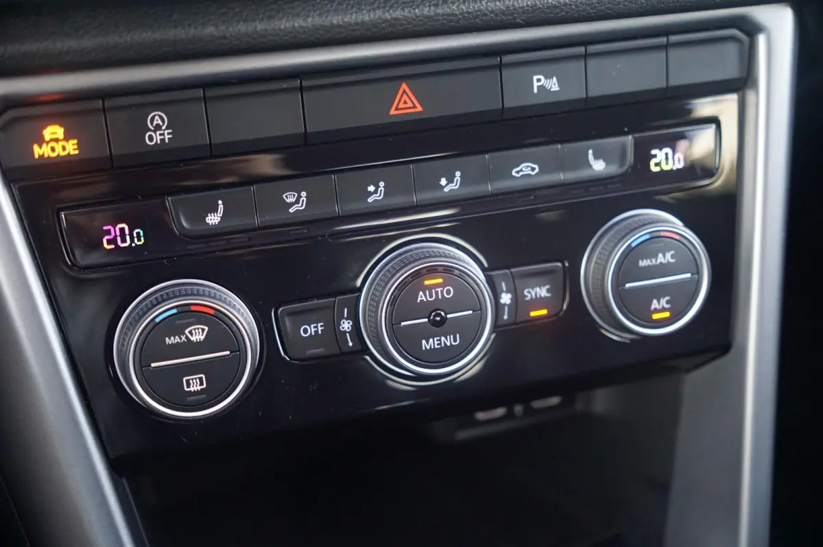 1.5 TSI 150pk DSG Style Business | Stoelverwarming | Navigatie | Blackstyle