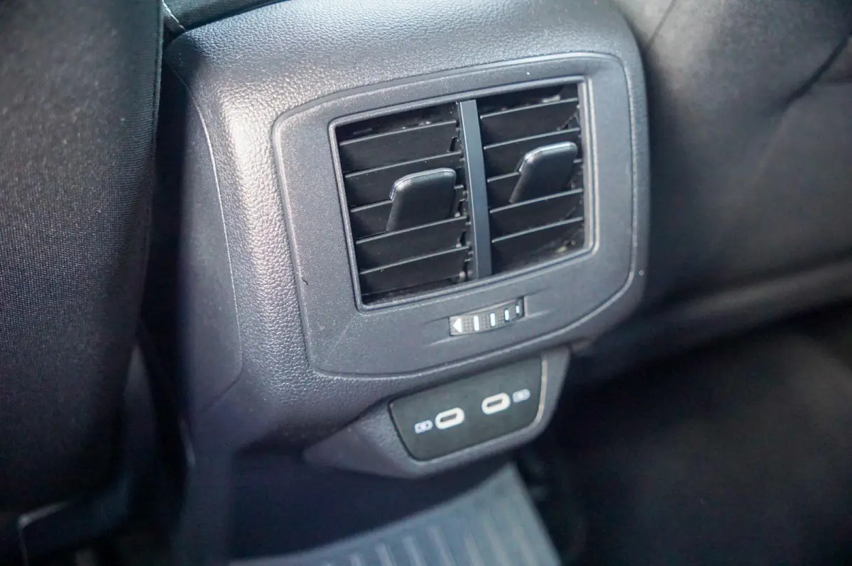 1.5 TSI 150pk DSG Style Business | Stoelverwarming | Navigatie | Blackstyle