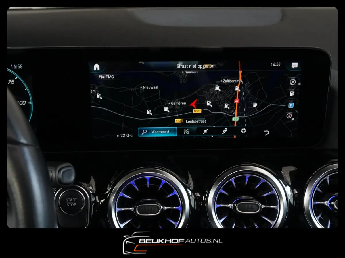 250 Business Luxury 67kWh Pano Leer Soh95%