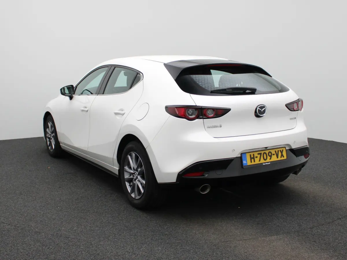 2.0 e-SkyActiv-X M Hybrid 180 Comfort met Bose | Apple Carplay/Android Auto | Stoelverwarming | Parkeersensoren | Achteruitrijcamera |
