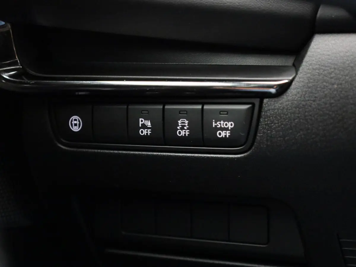 2.0 e-SkyActiv-X M Hybrid 180 Comfort met Bose | Apple Carplay/Android Auto | Stoelverwarming | Parkeersensoren | Achteruitrijcamera |