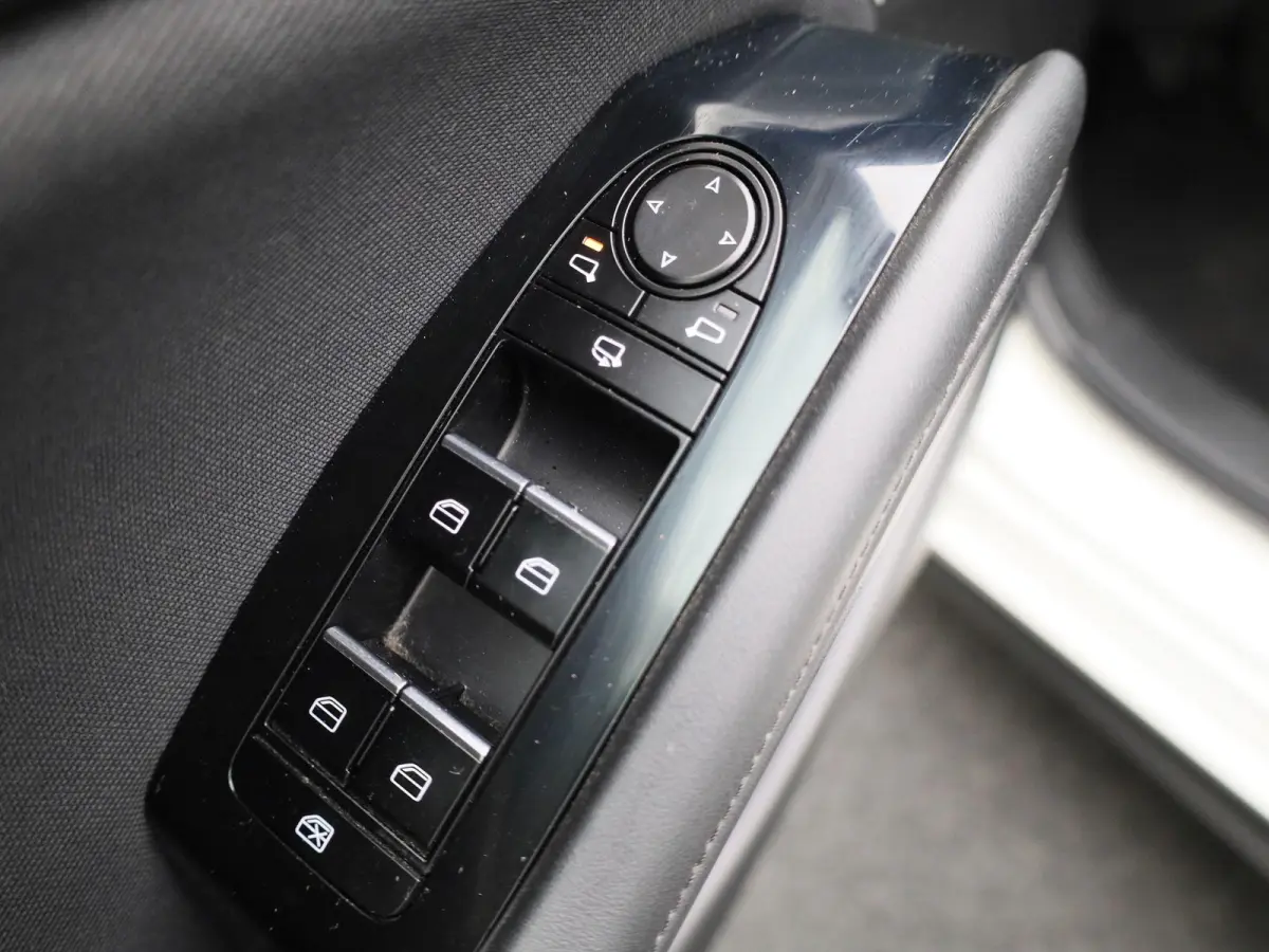 2.0 e-SkyActiv-X M Hybrid 180 Comfort met Bose | Apple Carplay/Android Auto | Stoelverwarming | Parkeersensoren | Achteruitrijcamera |