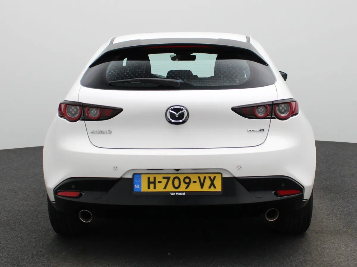 2.0 e-SkyActiv-X M Hybrid 180 Comfort met Bose | Apple Carplay/Android Auto | Stoelverwarming | Parkeersensoren | Achteruitrijcamera |