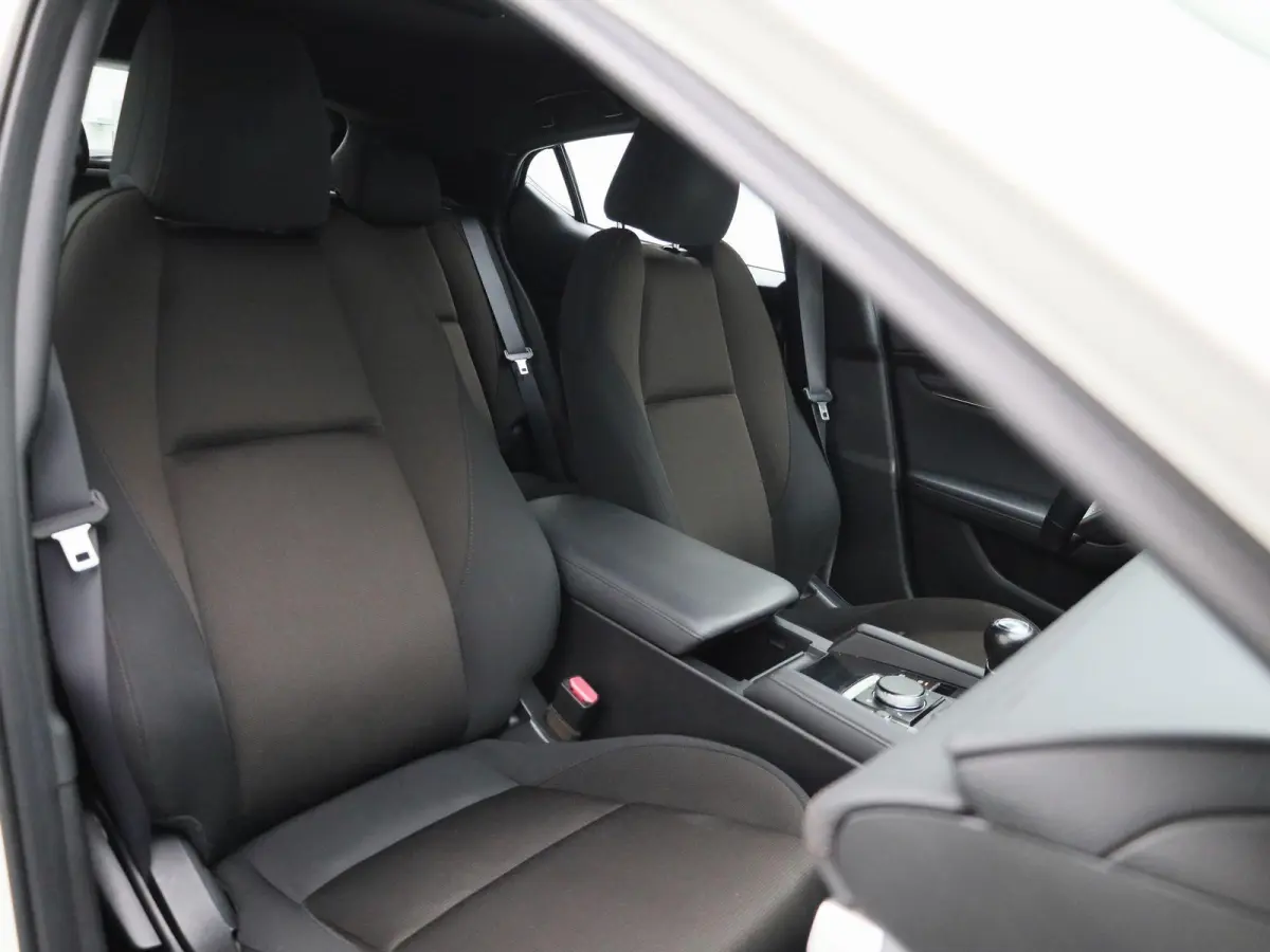 2.0 e-SkyActiv-X M Hybrid 180 Comfort met Bose | Apple Carplay/Android Auto | Stoelverwarming | Parkeersensoren | Achteruitrijcamera |