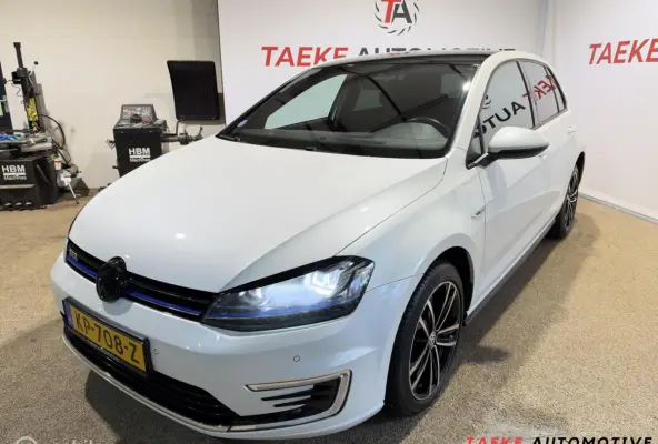 1.4 TSI GTE CLIMA/CRUISE/NAP/CAMERA/BTWAUTO