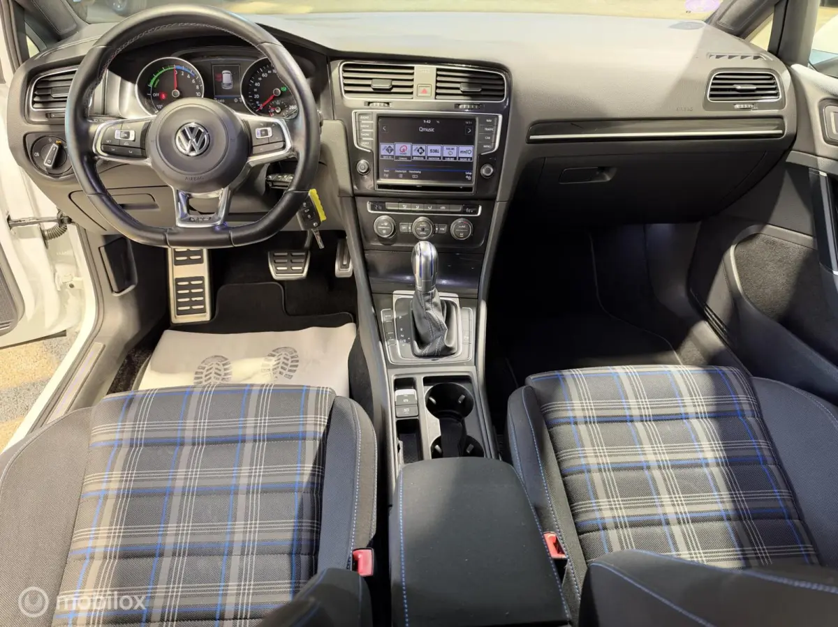 1.4 TSI GTE CLIMA/CRUISE/NAP/CAMERA/BTWAUTO