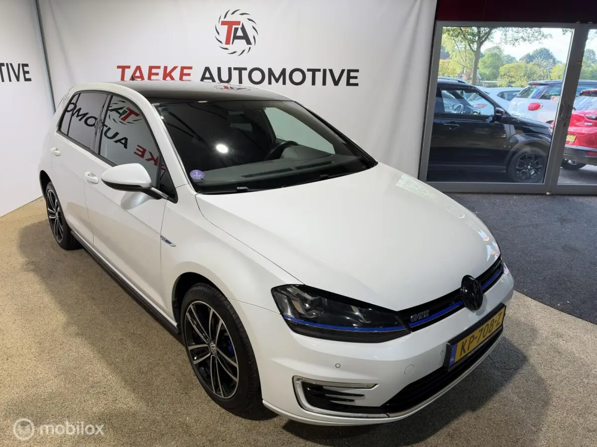 1.4 TSI GTE CLIMA/CRUISE/NAP/CAMERA/BTWAUTO