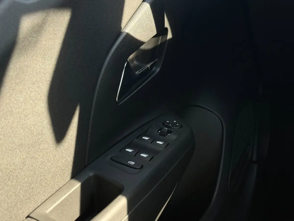 1.2 Turbo Edition | Carplay | PDC | Bluetooth | Cruise Control | NAVI |