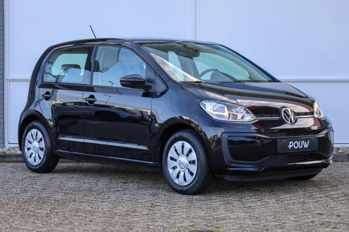 up! 1.0 65pk | Lane Assist | Bluetooth | DAB