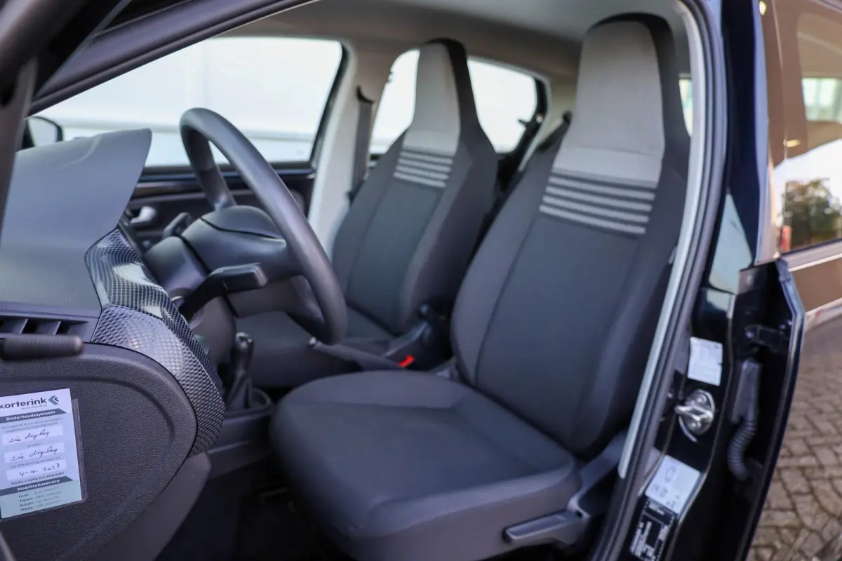 up! 1.0 65pk | Lane Assist | Bluetooth | DAB