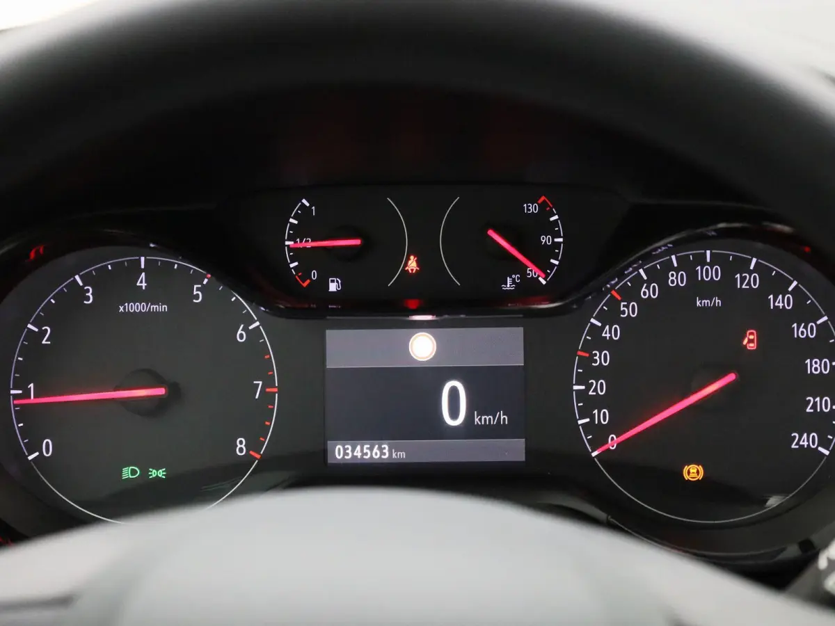1.2 55kW S/S Edition | Apple Carplay / Android Auto | Achteruitrijcamera | Parkeersensoren | Cruise Control | Lichtmetalen Velgen |