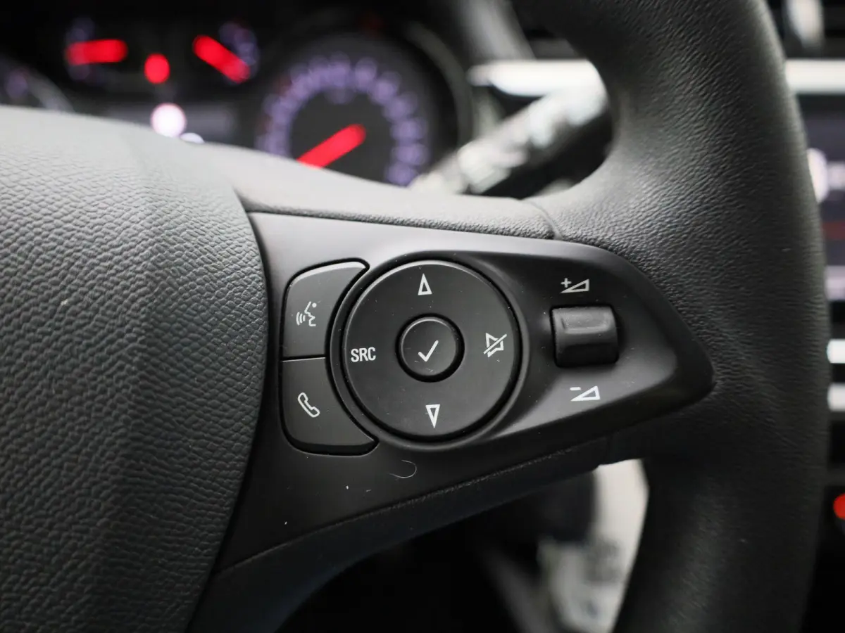 1.2 55kW S/S Edition | Apple Carplay / Android Auto | Achteruitrijcamera | Parkeersensoren | Cruise Control | Lichtmetalen Velgen |