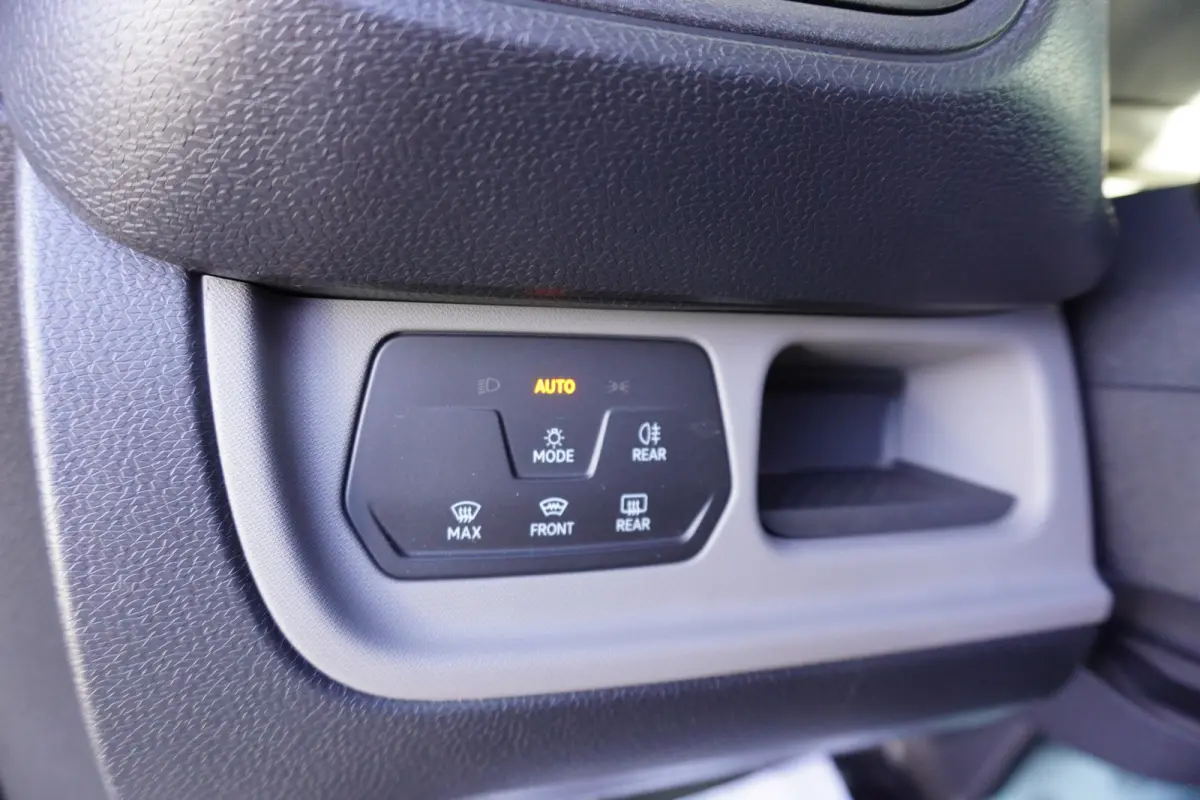 77 kWh 2x Schuifdeur Achterdeuren Apple Carplay 19" Velgen Camera Parkeersensoren 2-Zits Cruise control