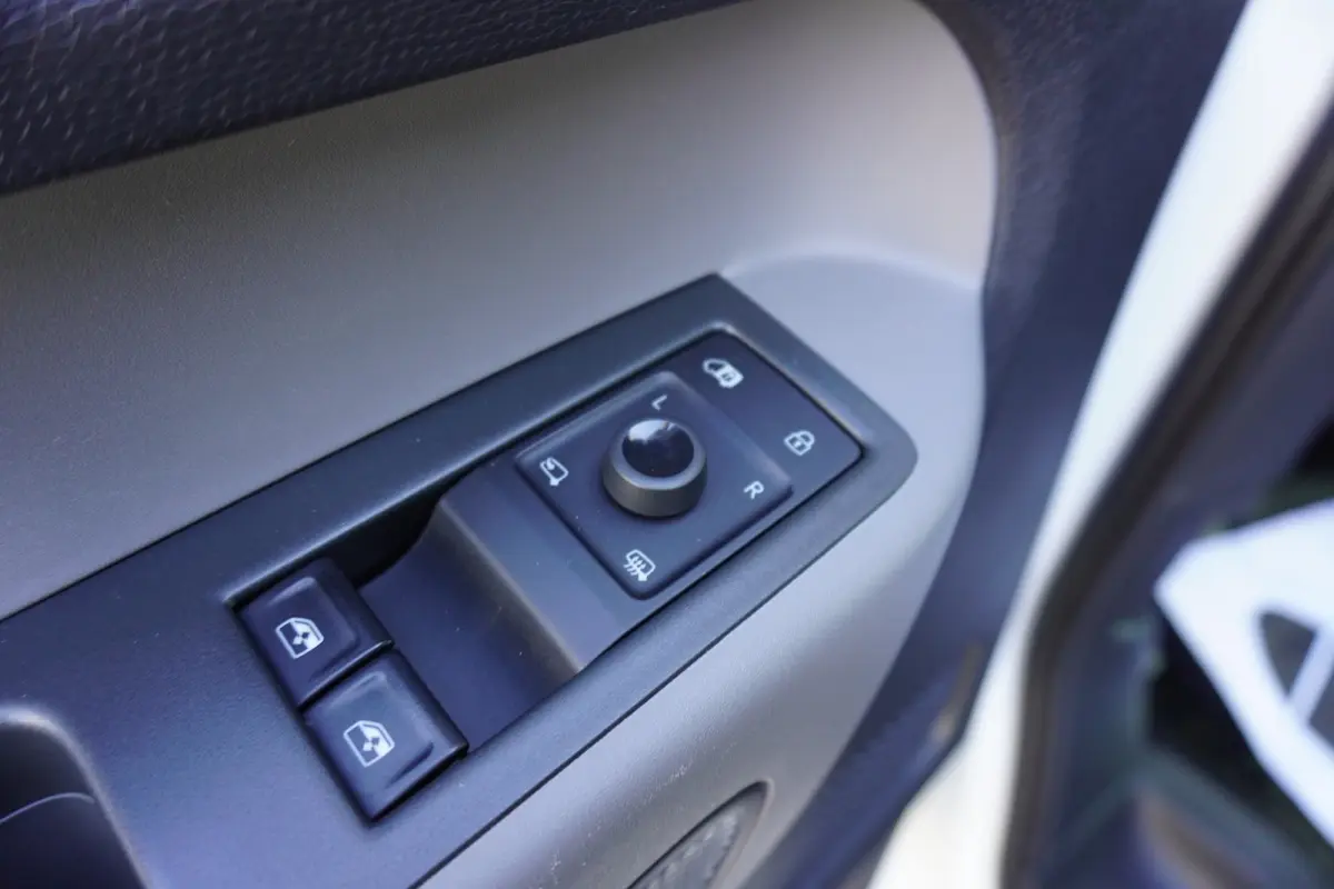 77 kWh 2x Schuifdeur Achterdeuren Apple Carplay 19" Velgen Camera Parkeersensoren 2-Zits Cruise control