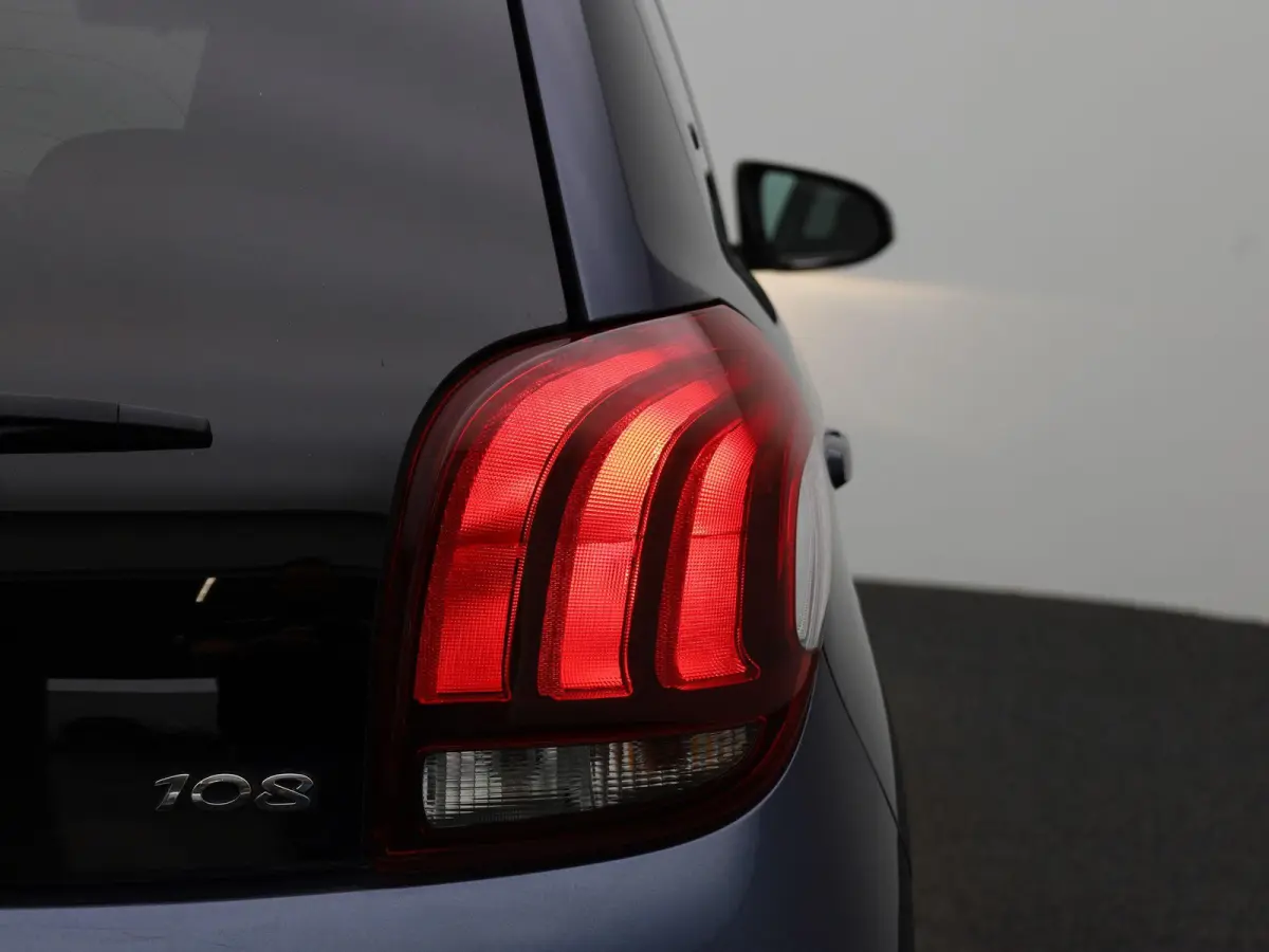 1.0 e-VTi Active | Airconditioning | Bluetooth | Elektrische Ramen |