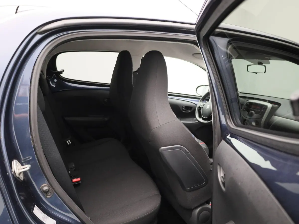 1.0 e-VTi Active | Airconditioning | Bluetooth | Elektrische Ramen |